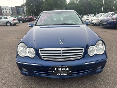 Used 2005 Mercedes-Benz C 240 4MATIC Sedan image 2