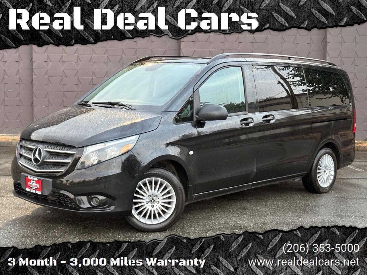 Used 2018 Mercedes-Benz Metris Passenger image 1