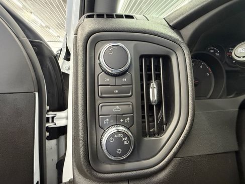 Used 2024 GMC Sierra 2500 Pro AWD/4WD image 22