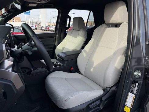 Certified 2025 Toyota 4Runner SR5 image 10