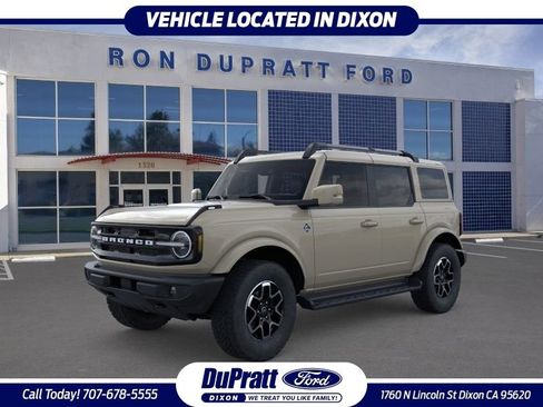 New 2025 Ford Bronco Outer Banks image 1