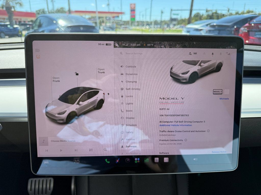 Used 2022 Tesla Model Y Performance AWD/4WD image 13