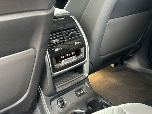 Certified 2023 BMW X7 xDrive40i w/ Premium Package image 16