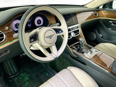 New 2026 Bentley Flying Spur Plug-In Hybrid AWD/4WD image 10