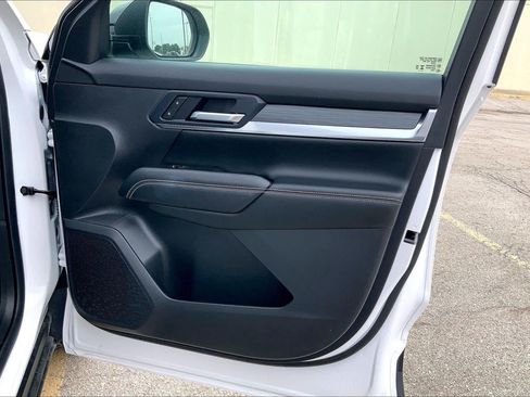 Used 2026 GMC Terrain Elevation FWD image 25
