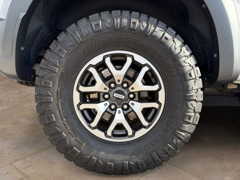 Used 2022 Ford F150 Raptor w/ Equipment Group 801A High AWD/4WD image 23