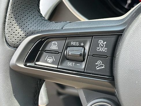 New 2026 Alfa Romeo Stelvio Sprint w/ Convenience Package AWD/4WD image 29