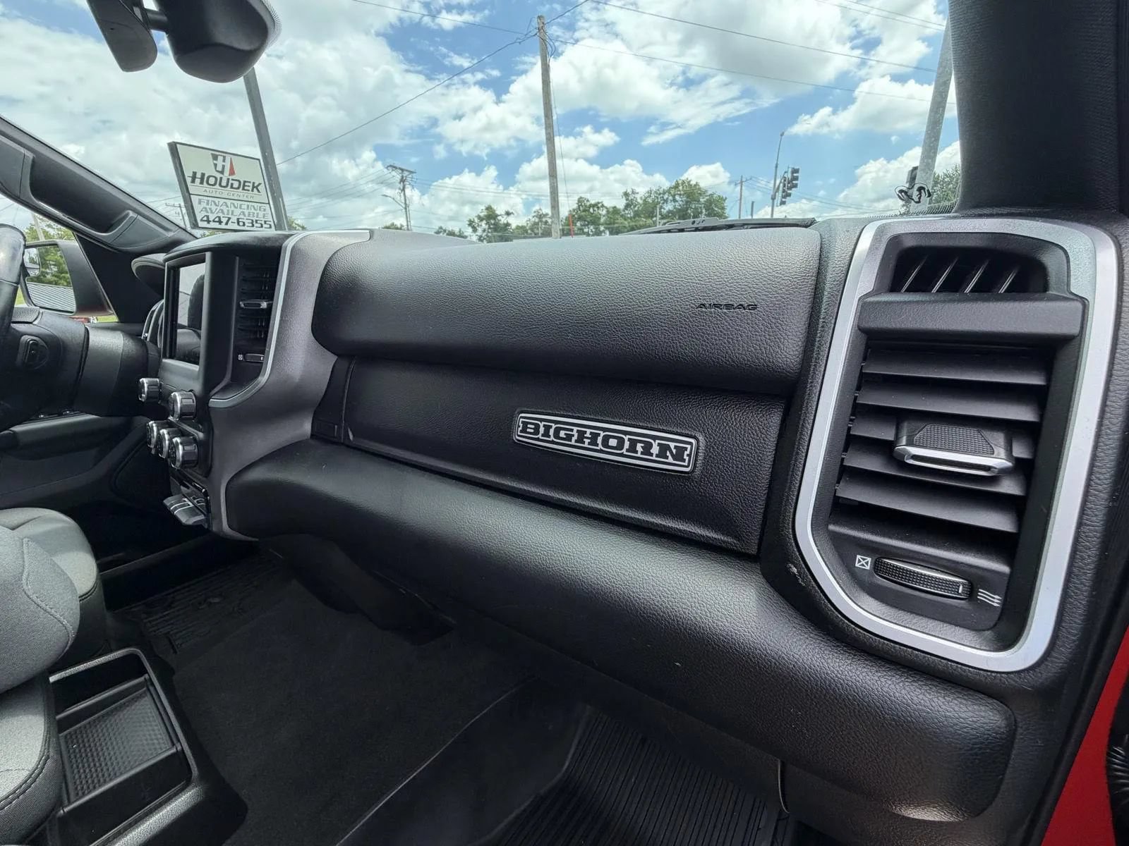 Used 2021 RAM 1500 Big Horn AWD/4WD image 14