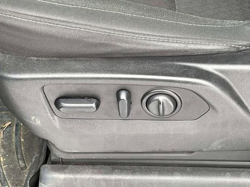 Used 2020 GMC Sierra 1500 Elevation w/ Elevation Value Package image 14