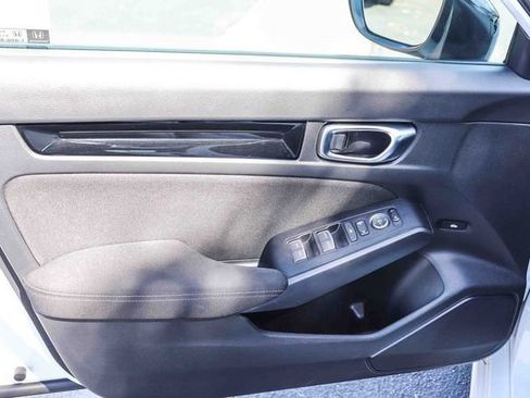 Used 2025 Honda Civic Sport image 21