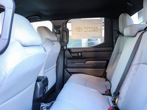Used 2026 Toyota Tacoma SR5 AWD/4WD image 24