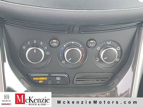Used 2015 Ford Escape SE FWD image 20