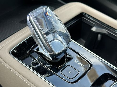 New 2026 Volvo XC90 B6 Ultra image 19