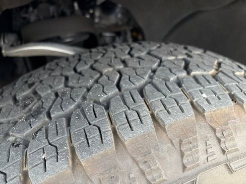 Used 2023 Chevrolet Silverado 1500 LTZ w/ LTZ Premium Package image 33