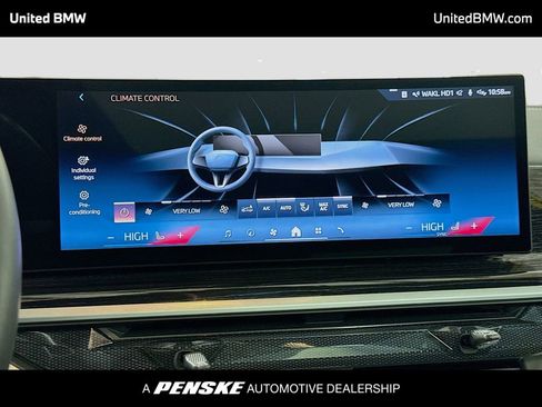 Used 2024 BMW X5 xDrive50e w/ M Sport Package image 11