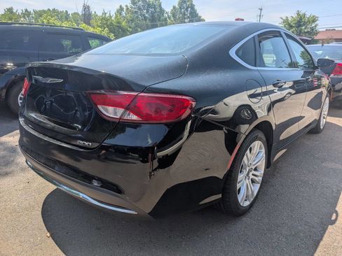 Used 2015 Chrysler 200 Limited image 3