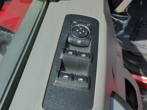 Used 2020 Ford F150 XLT w/ Equipment Group 302A Luxury AWD/4WD image 19