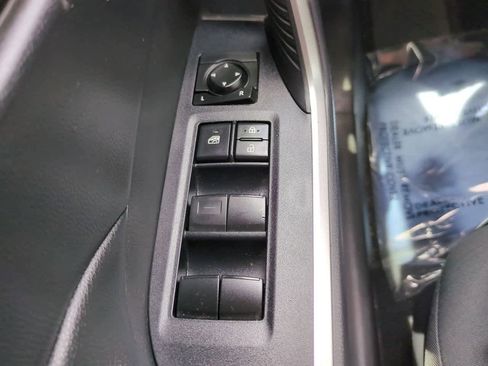 Certified 2021 Toyota RAV4 LE FWD image 21