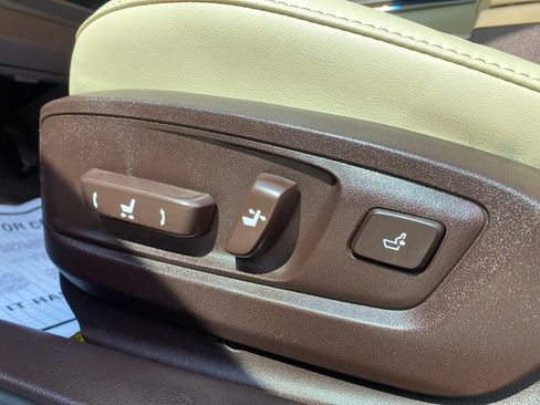 Used 2018 Lexus ES 350 w/ Premier Package FWD image 29