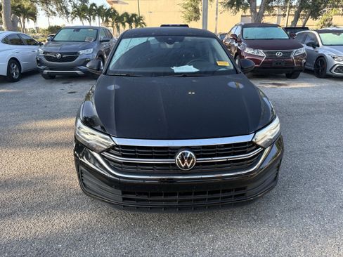 Used 2023 Volkswagen Jetta S FWD image 2