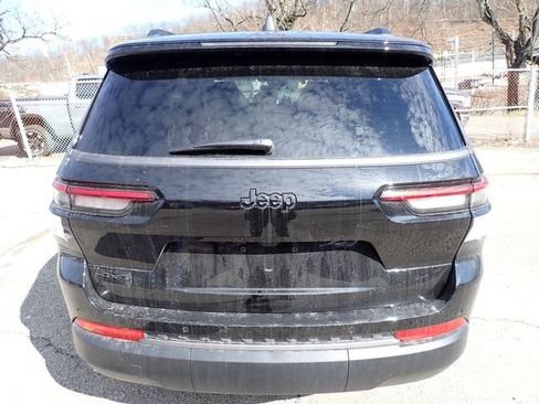 New 2026 Jeep Grand Cherokee L 4WD image 4