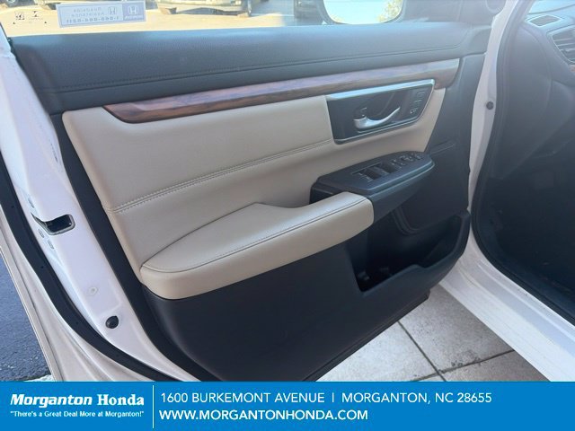 Used 2020 Honda CR-V Touring image 9