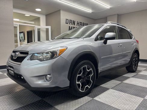 Used 2014 Subaru Crosstrek 2.0i Premium w/ Moonroof Package AWD/4WD image 2