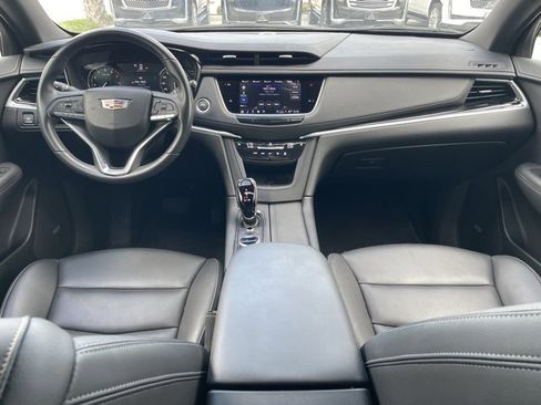 Certified 2024 Cadillac XT6 Luxury w/ LPO, Floor Liner Package image 15