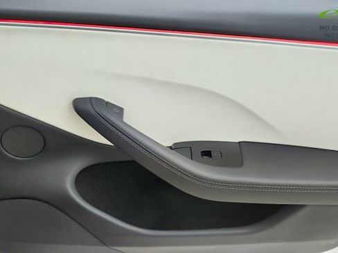 Used 2025 Tesla Model 3 Performance AWD/4WD image 23