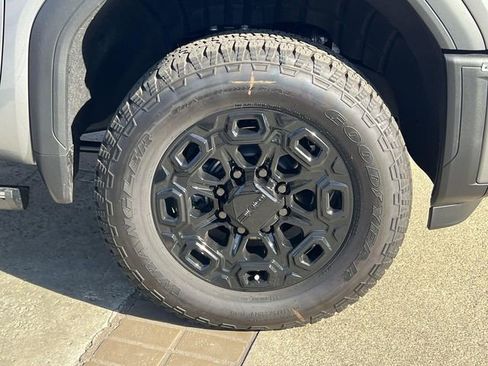 New 2026 GMC Sierra 2500 Denali w/ Denali Reserve Package image 34