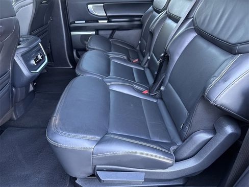 Used 2025 Ford Expedition Max Platinum image 20