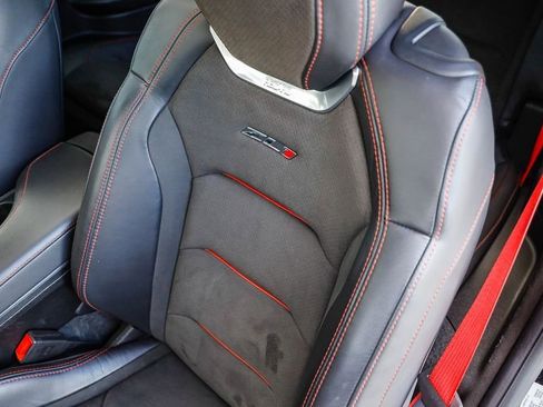 Used 2020 Chevrolet Camaro ZL1 image 26