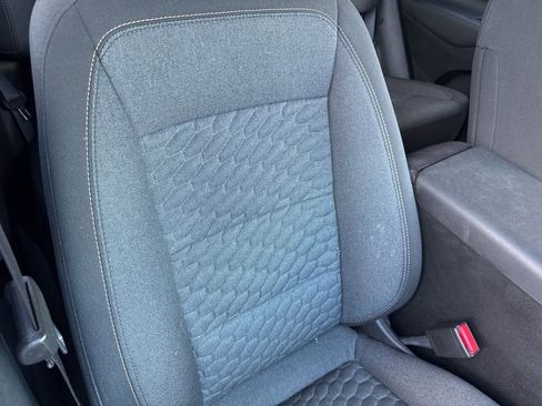 Used 2019 Chevrolet Equinox LT image 65