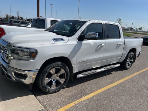 Used 2023 RAM 1500 Laramie AWD/4WD image 5