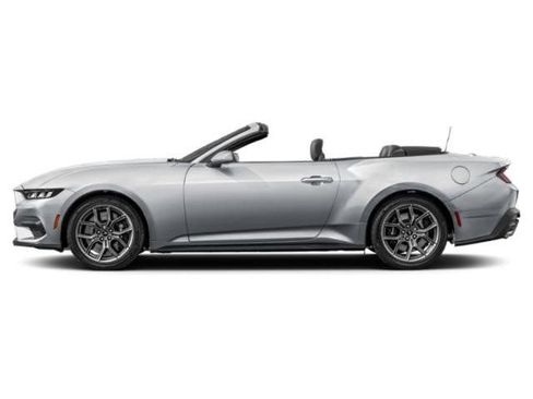 Used 2025 Ford Mustang Premium RWD image 3