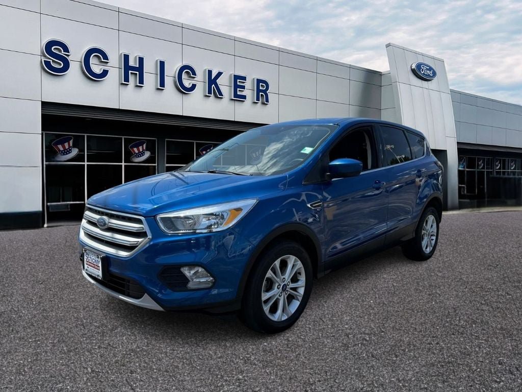 Used 2017 Ford Escape SE FWD image 4