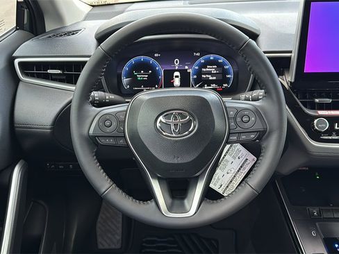 New 2026 Toyota Corolla Cross XLE image 24