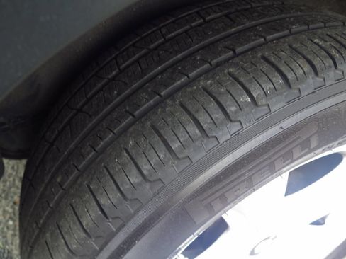 Used 2005 Jeep Liberty Renegade image 18