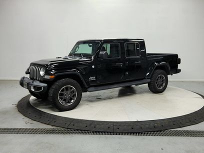 Used 2022 Jeep Gladiator Overland w/ Popular Equipment Package