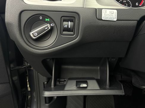 Used 2015 Volkswagen Golf TDI S FWD image 20
