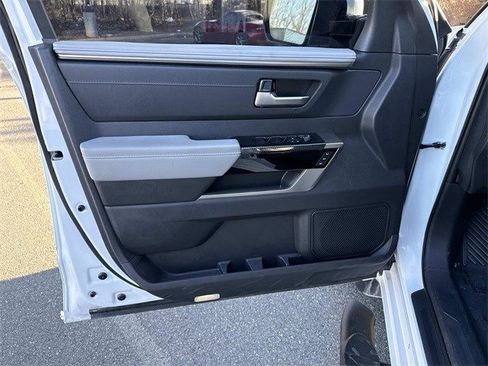 Used 2024 Toyota Tundra Limited image 13