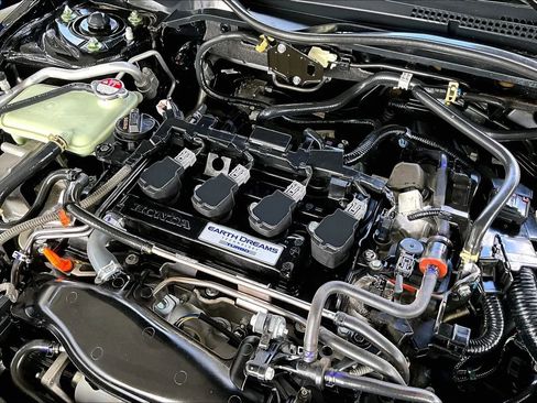 Used 2019 Honda Civic Sport Touring image 28