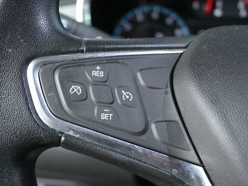 Used 2018 Chevrolet Equinox LT image 13