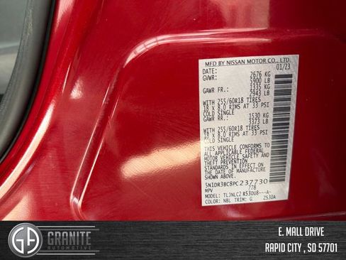 Used 2023 Nissan Pathfinder SV image 28