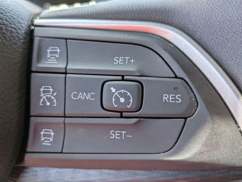 Certified 2023 Jeep Grand Cherokee L Laredo AWD/4WD image 20