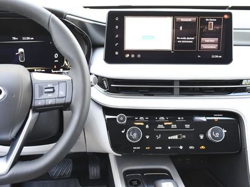 New 2026 INFINITI QX60 Pure image 17