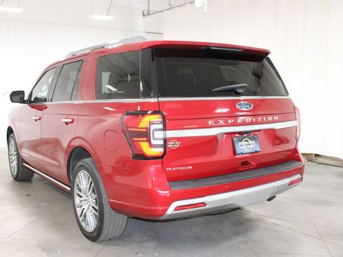 Used 2022 Ford Expedition Platinum AWD/4WD image 7