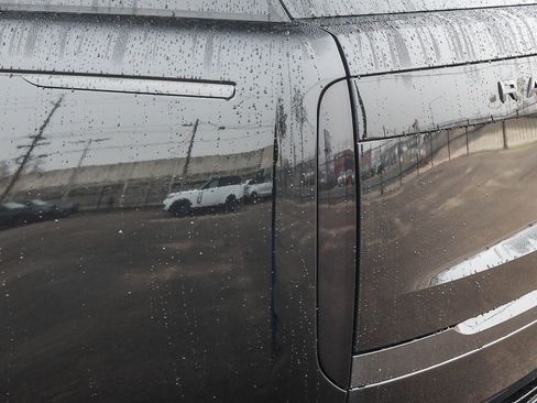 New 2025 Land Rover Range Rover SE image 11