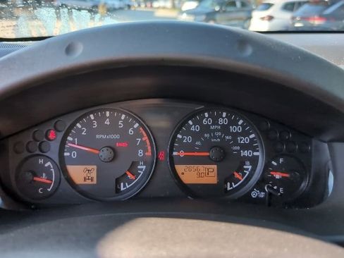 Used 2018 Nissan Frontier SV w/ Value Truck Package image 12