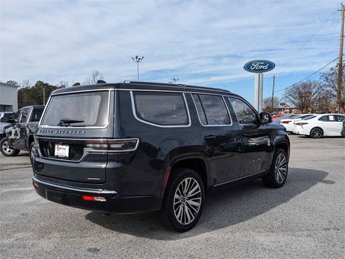 New 2024 Jeep Grand Wagoneer Series III image 3